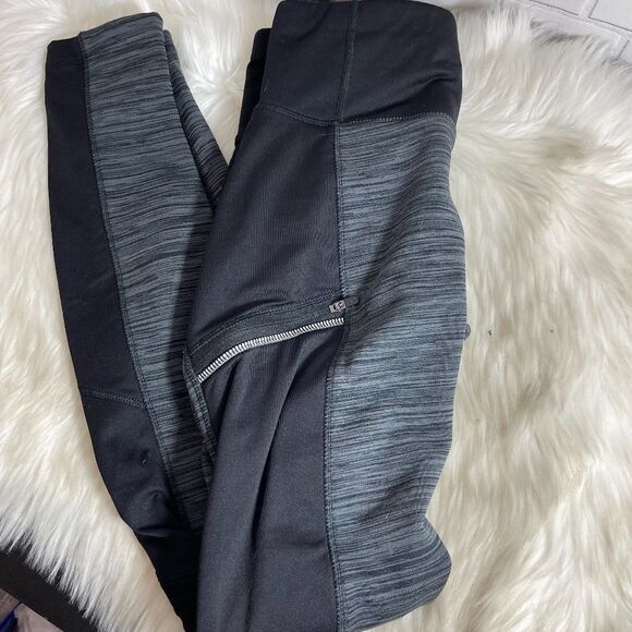 Athleta Pants - Athleta Ankle Zip Leggings Sz‎ ST